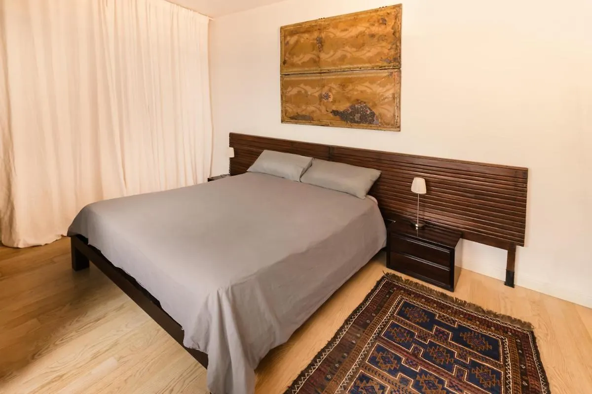B&B Design Bolonia Italia