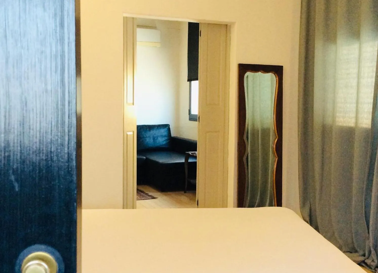 B&B Design Bolonia Bed and breakfast