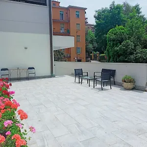 Rizzoli *** Bolonia